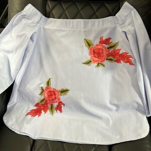 Beautiful & stylish off-the-shoulder shirt, EU size 38 (US S).